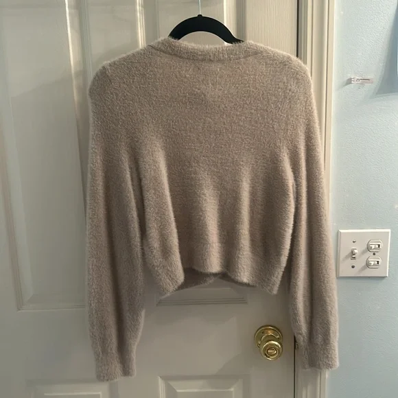 Aerie fuzzy gray cardigan - Picture 4 of 5